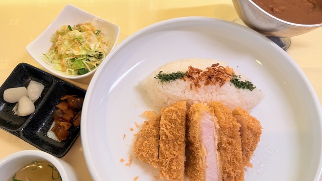 矢板オリジナル カツカレー(青森県産 美保野ポーク使用)